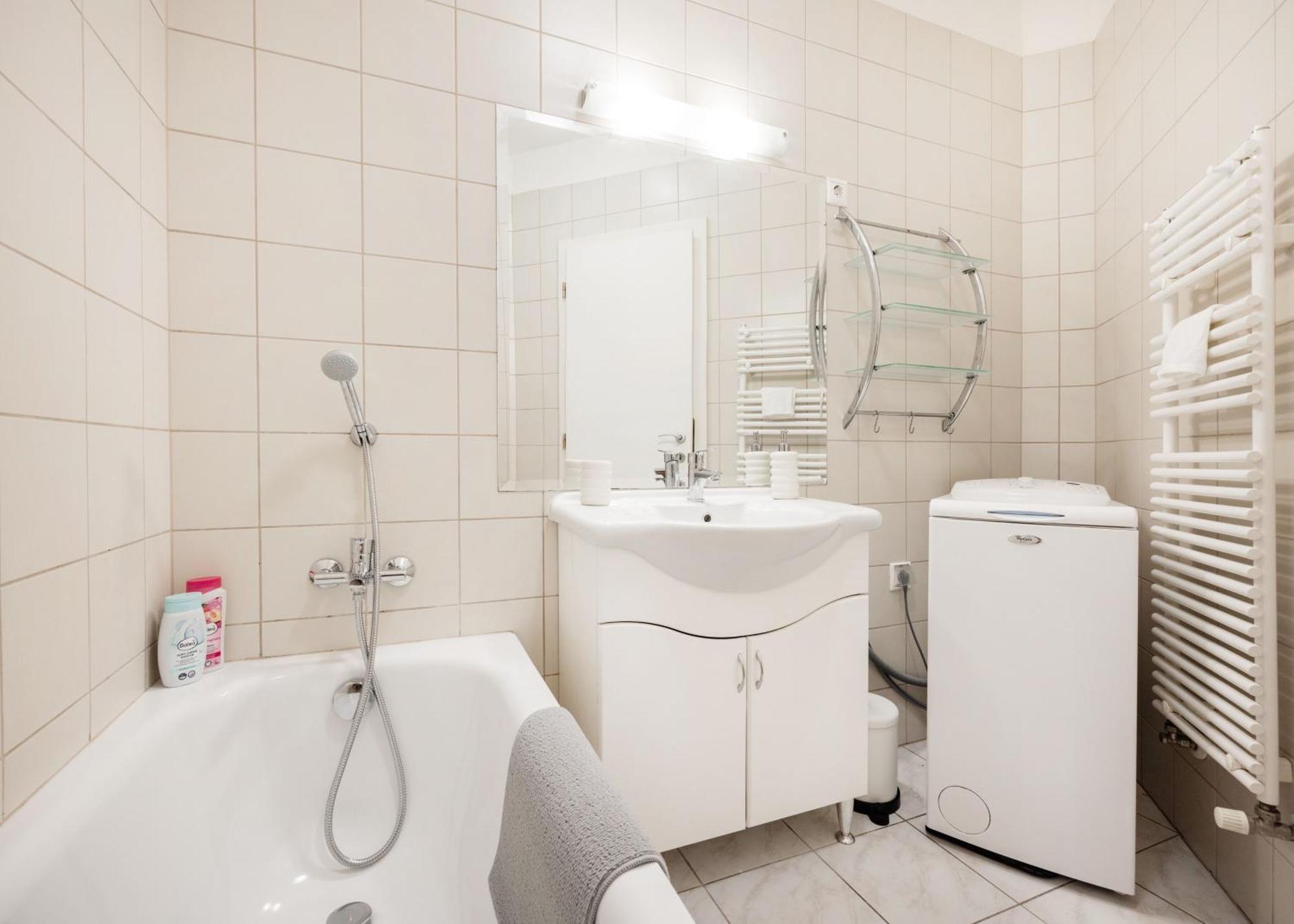 Appartement Bright And With Balcony Budapest